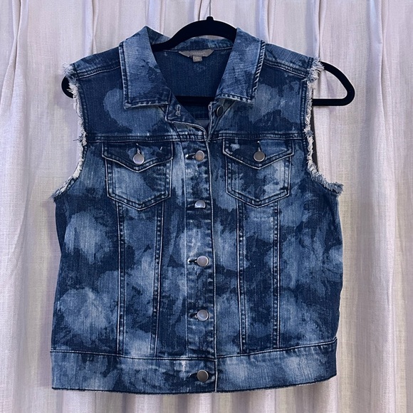 Cute Jean Jacket - Picture 4 of 5